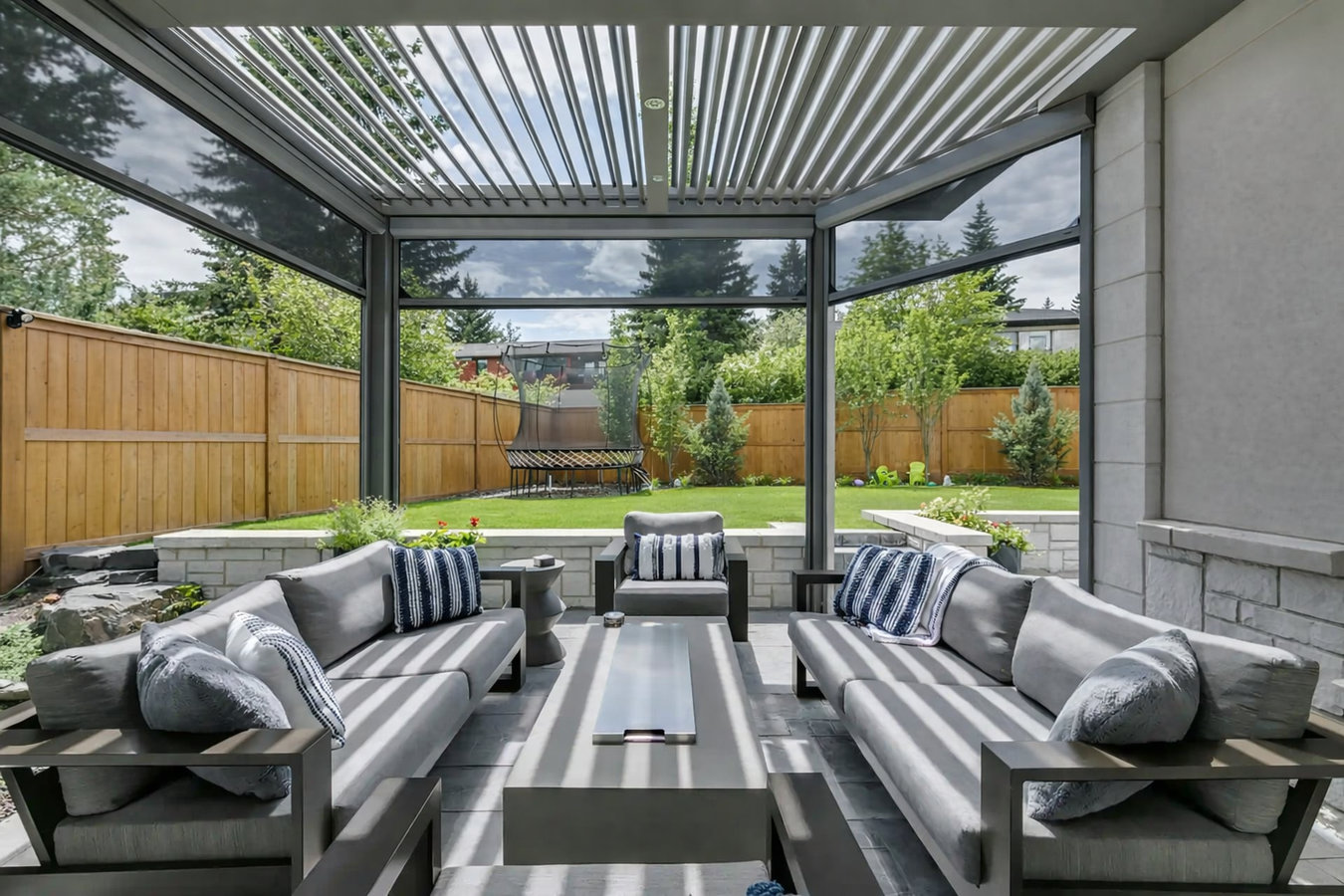 Screen room installation